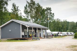 Camping area in Hakalanranta beach.