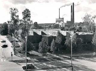 Kuvassa Valkeakosken vapaa-aikakeskus vuodelta 1986