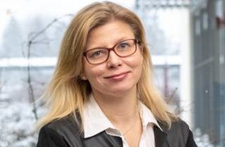 Kuvassa Valkeakosken kaupungin rahoitusneuvoja Piritta Forstén