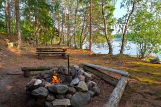 Fireplace at Huhtasaari, Valmarinniemi.