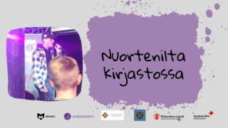 Poika laulaa mikkiin ja toinen kuuntelee.