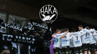 FC Hakan joukkueen pelaajia ja logo.