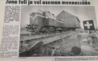 Mustavalkoinen lehtijuttu.