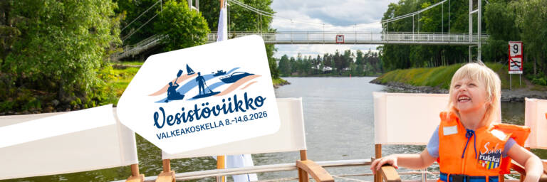 Vesistöviikon logo, tyttö veneessä ja silta taustalla.