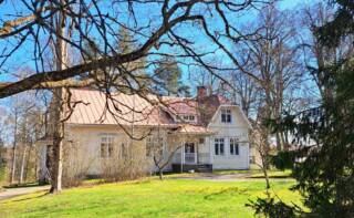 Päivölän opiston rakennus.