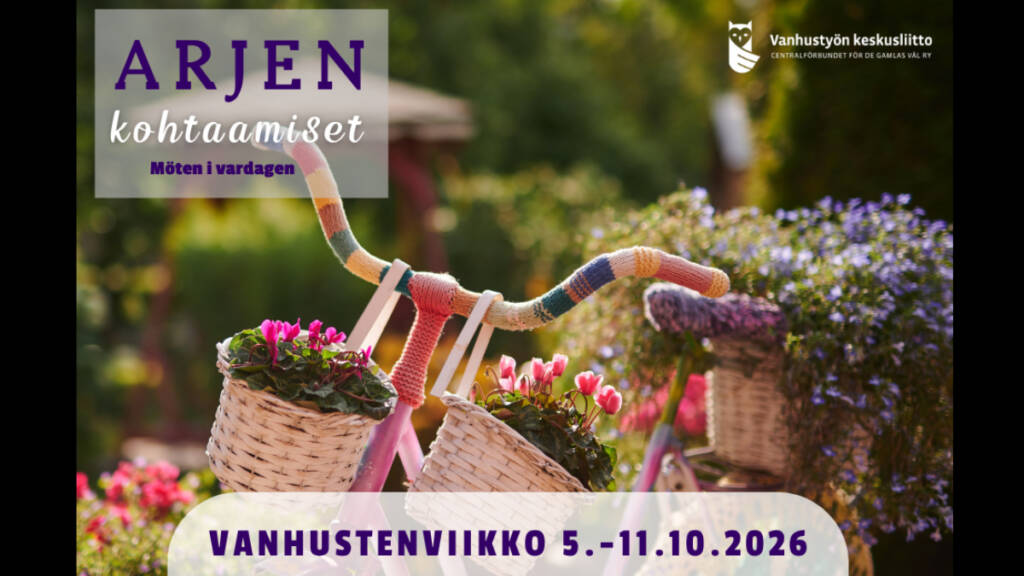 Polkupyörän tankoille ja tarakalle on asetettu kukkia.